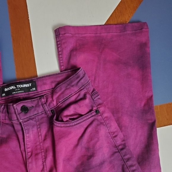 Social Tourist Jeans Womens 26 High Rise Flare Leg Pink Purple Tie Dye - Picture 7 of 12